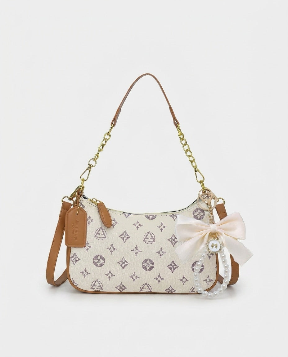 Évarine Bellecour | Chain Strap Crescent Shoulder Bag