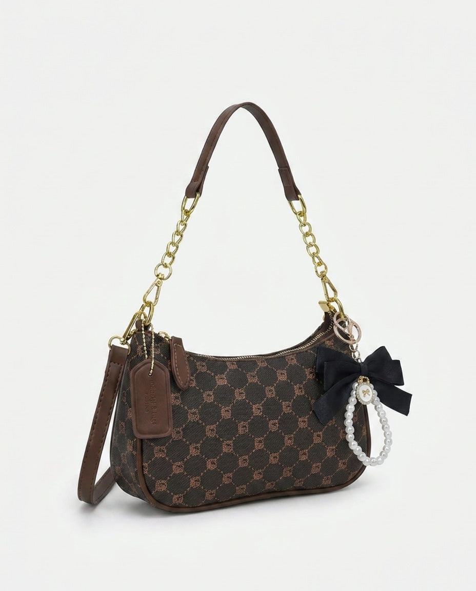 Évarine Bellecour | Chain Strap Crescent Shoulder Bag