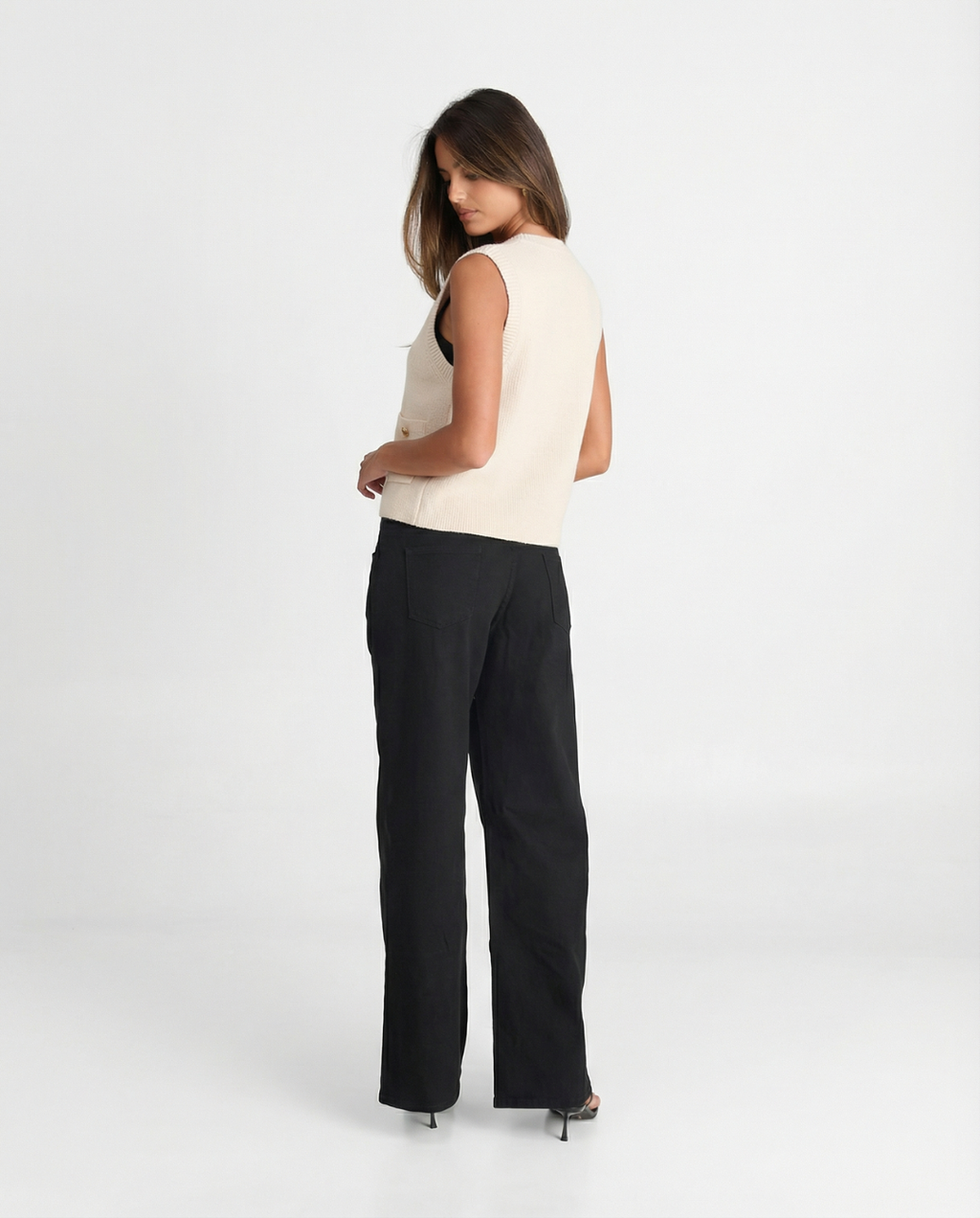 Cerise Delcourt | Pocket-Detail Button-Front Knit Vest