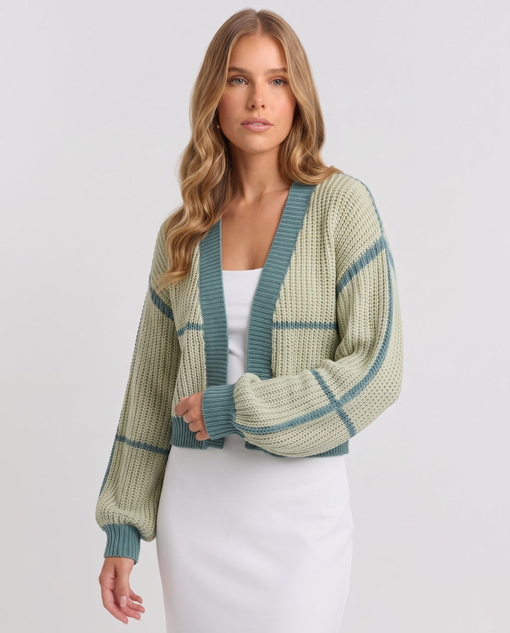 Roxane Valnoir  | Women's Cropped Cardigan