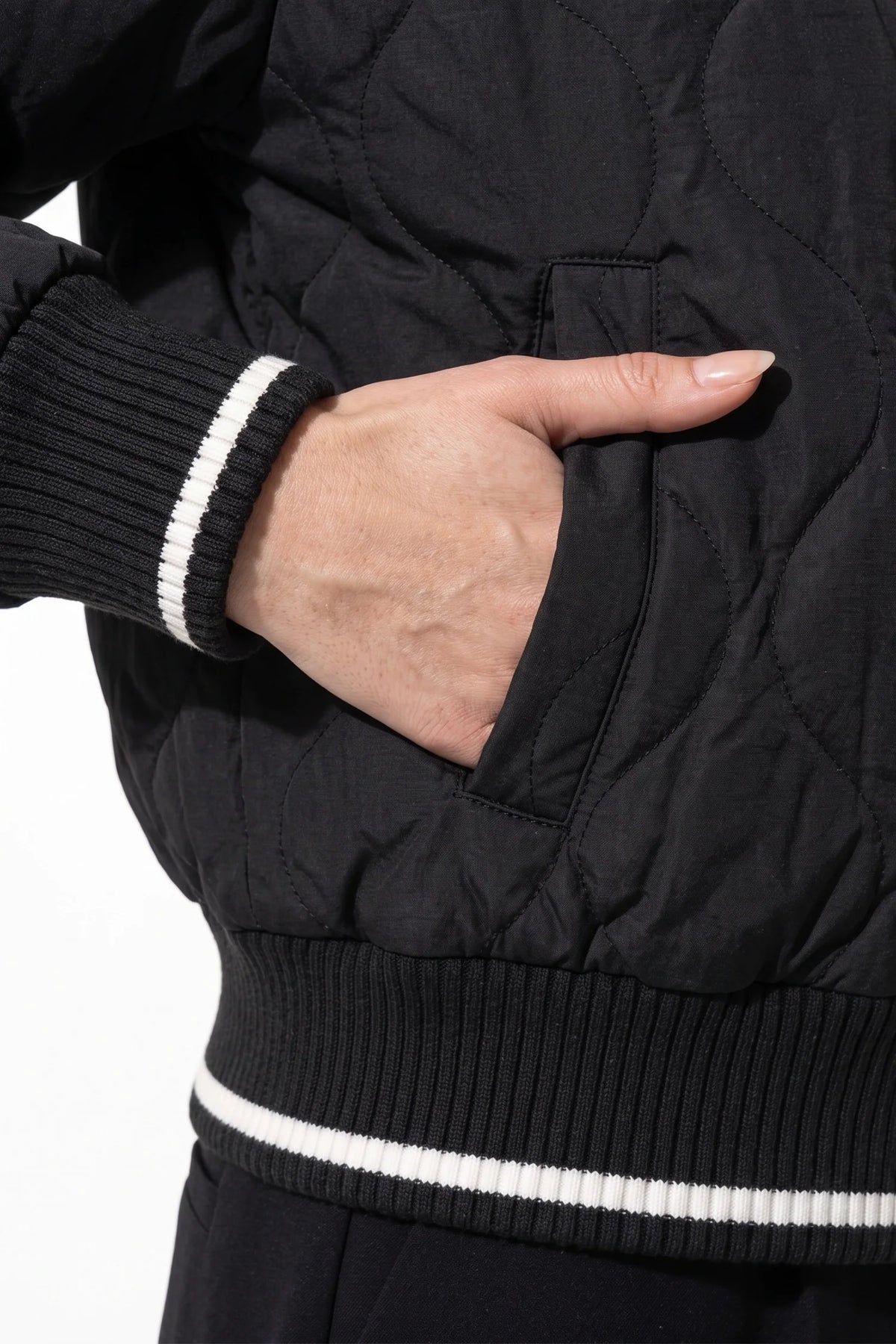 Maeva Giraud | Women’s Winter Warm Quilted Bomber Jacket with Ribbed Stand Collar