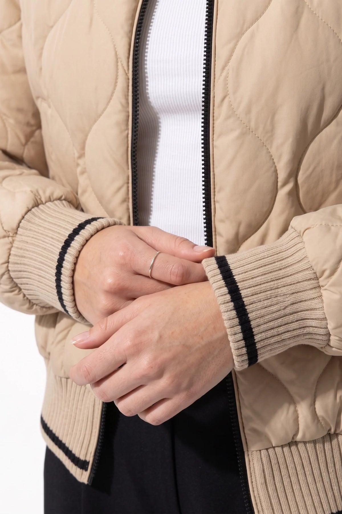 Maeva Giraud | Women’s Winter Warm Quilted Bomber Jacket with Ribbed Stand Collar