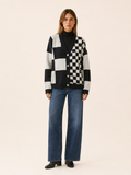 Inès Bellecour | Checked Cardigan with V-Neck and Button Front