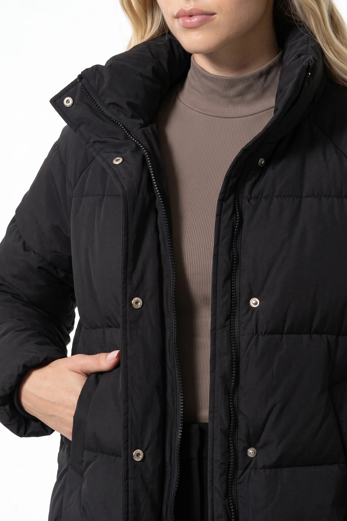 Lucie Picard | Women’s Winter Warm Black Puffer Jacket with Relaxed Fit