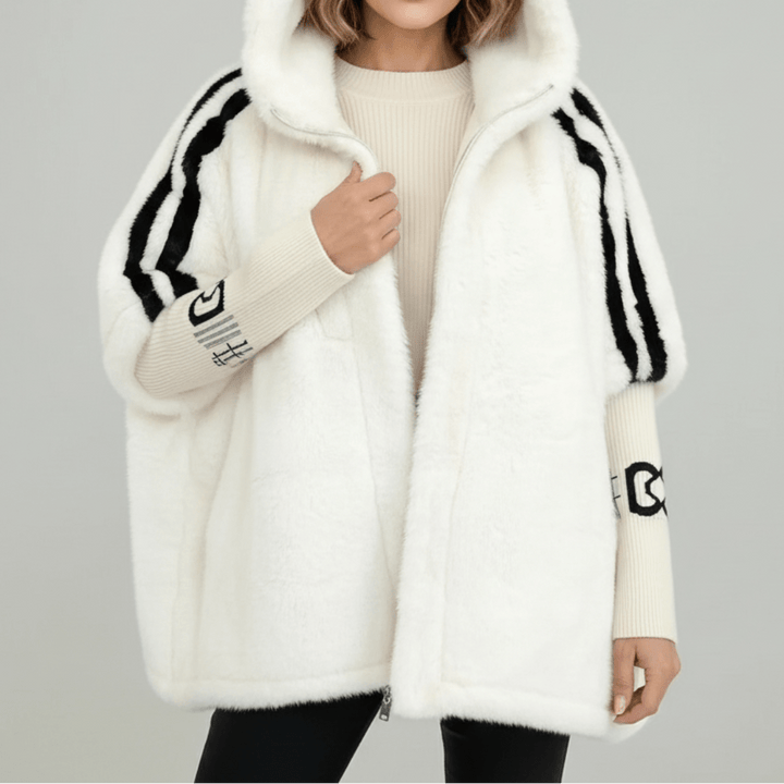 Mia Delacroix | Women&