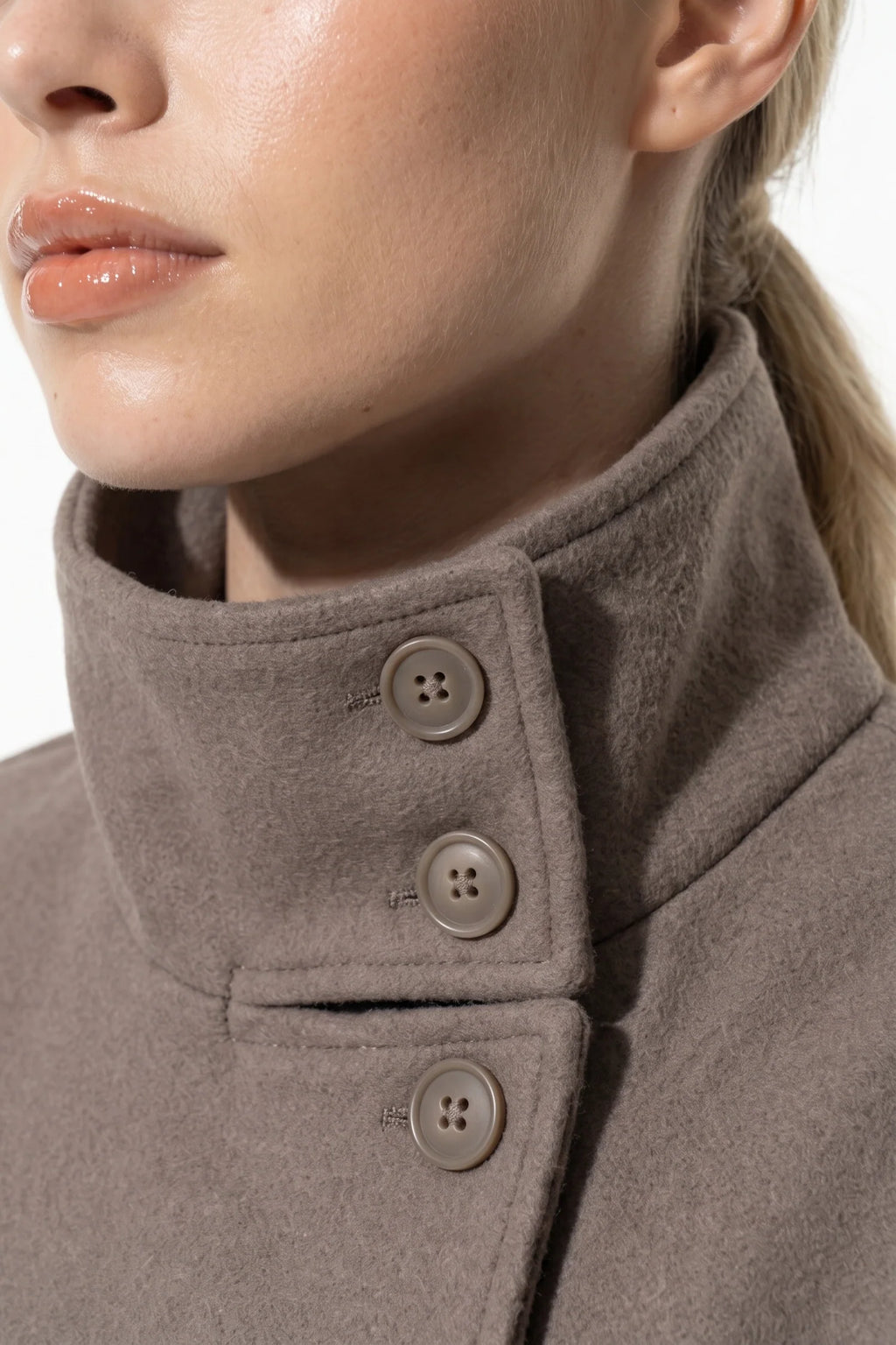 Noémie Klein | Women’s Winter Warm Short Wool Coat with Button Up High Collar