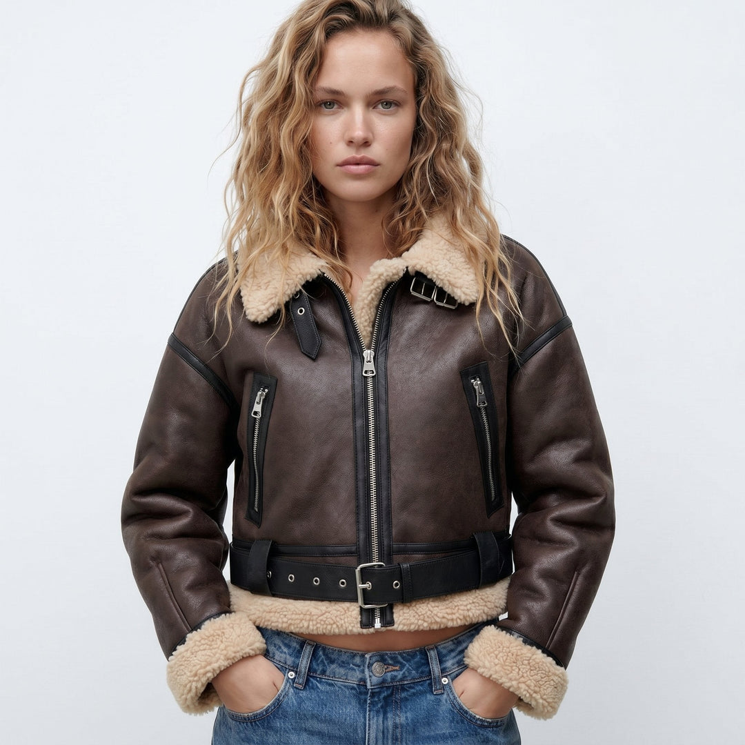 Piper Moreau | Women&