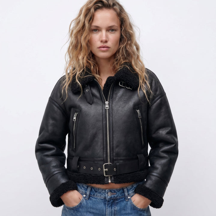 Piper Moreau | Women&
