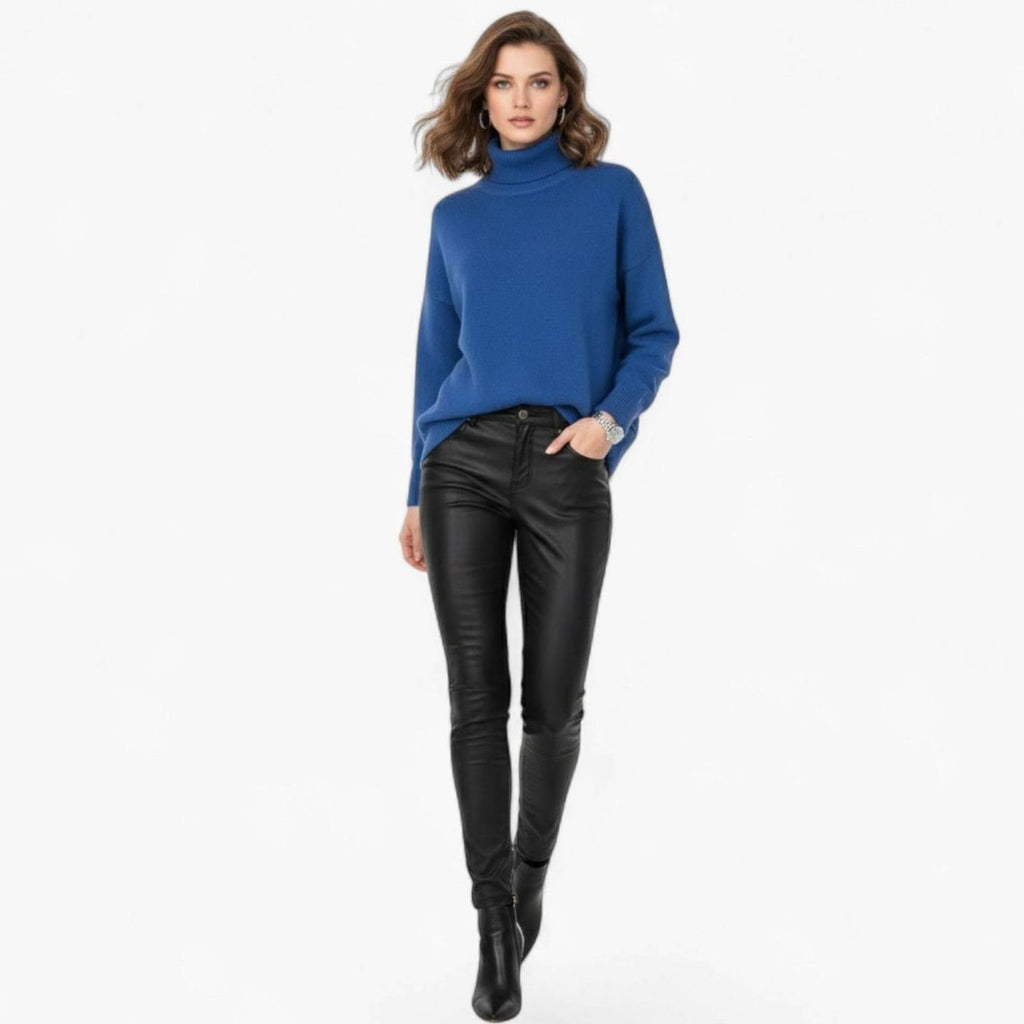 Cléo Sorel | Women's Oversized Chunky Turtleneck Knit Sweater