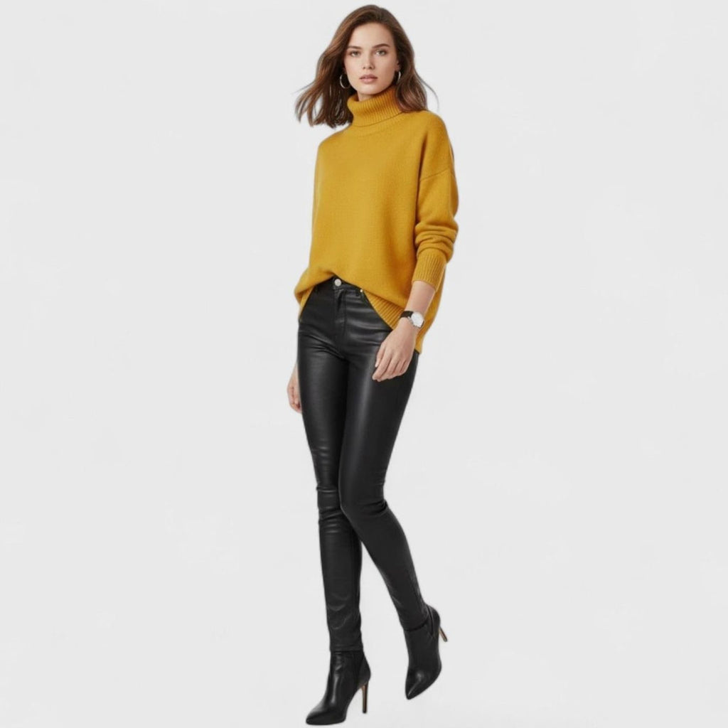 Cléo Sorel | Women's Oversized Chunky Turtleneck Knit Sweater