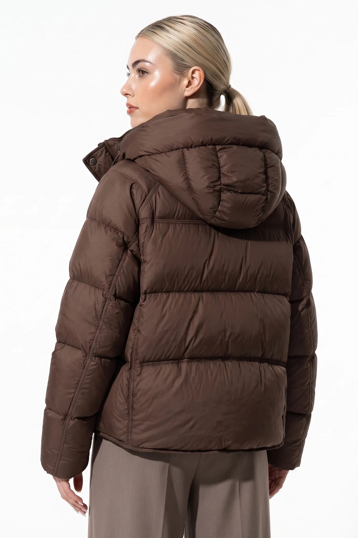 Coline Coulomb | Women’s Winter Warm Hooded Puffer Jacket with Relaxed Cropped Fit